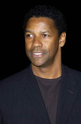 Denzel Washington at event of Isbandymu diena (2001)