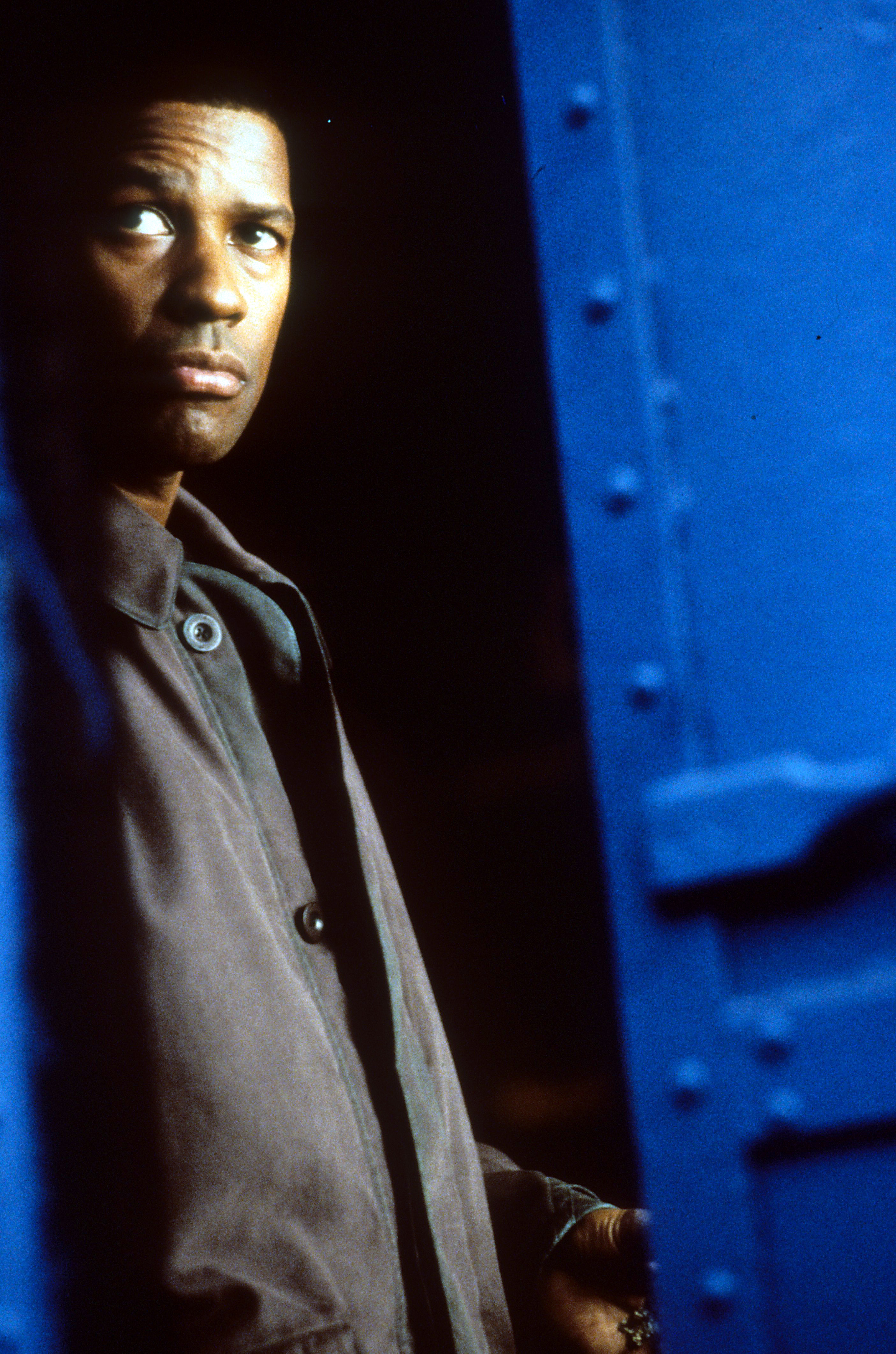 Still of Denzel Washington in Fallen (1998)