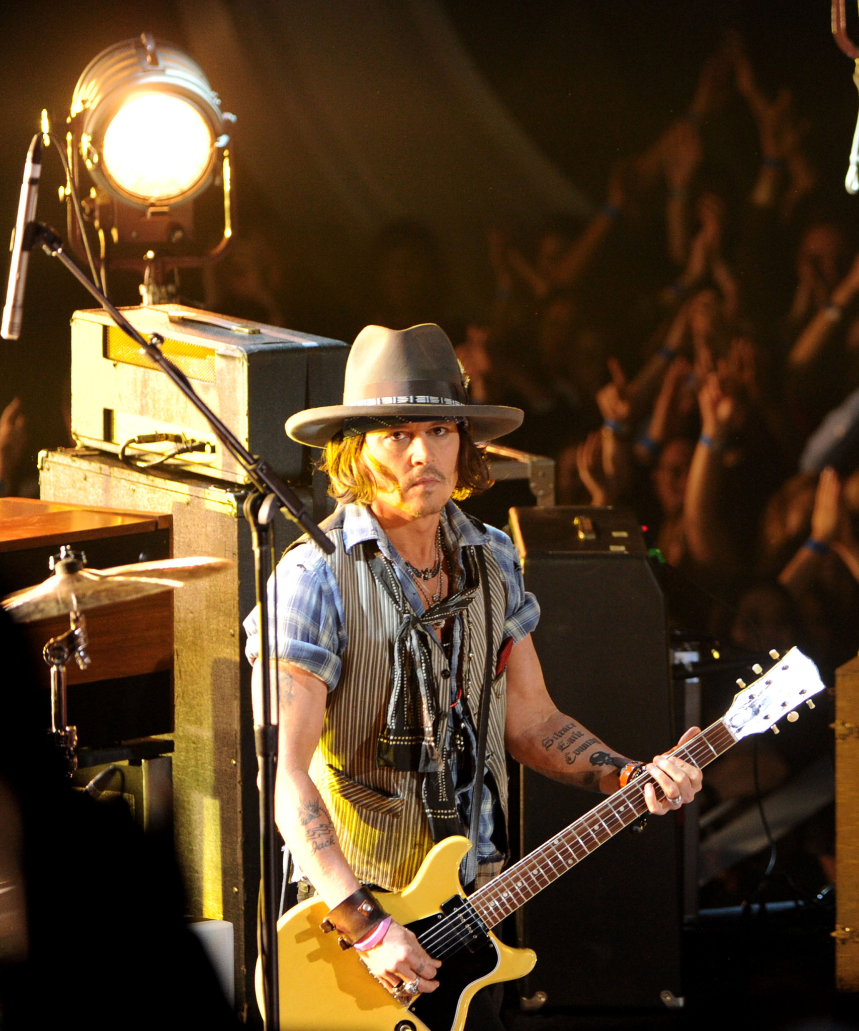 Johnny Depp at event of 2012 MTV Movie Awards (2012)
