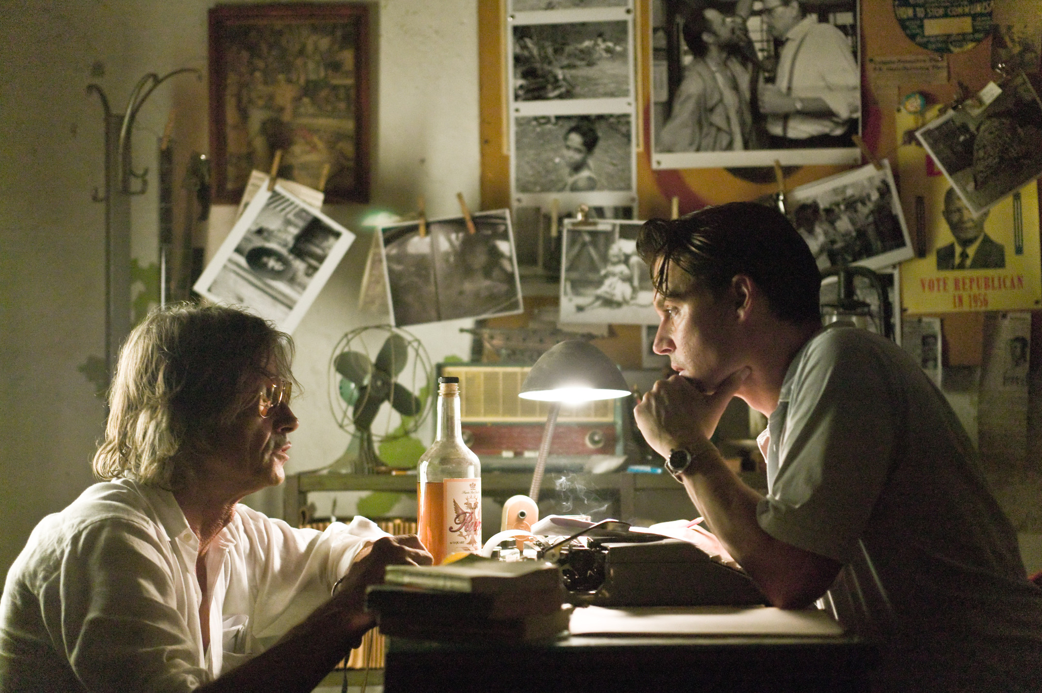 Still of Johnny Depp and Bruce Robinson in Romo dienorastis (2011)