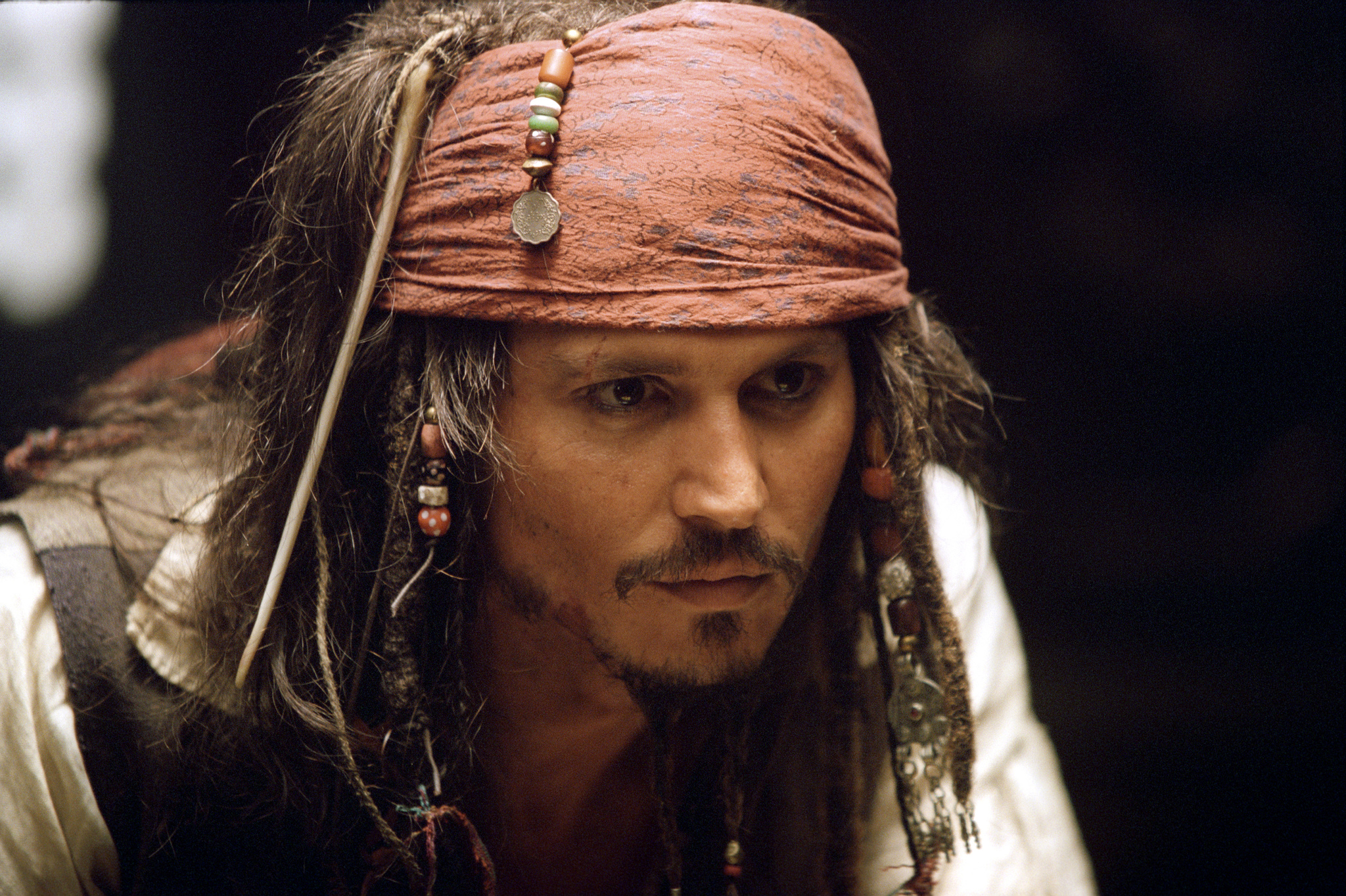 Still of Johnny Depp in Karibu piratai: Juodojo perlo prakeiksmas (2003)