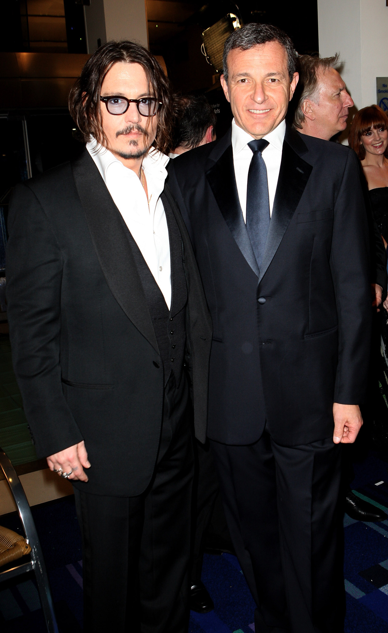 Johnny Depp and Robert A. Iger at event of Alisa stebuklu salyje (2010)