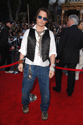 Johnny Depp at event of Karibu piratai: pasaulio pakrasty (2007)