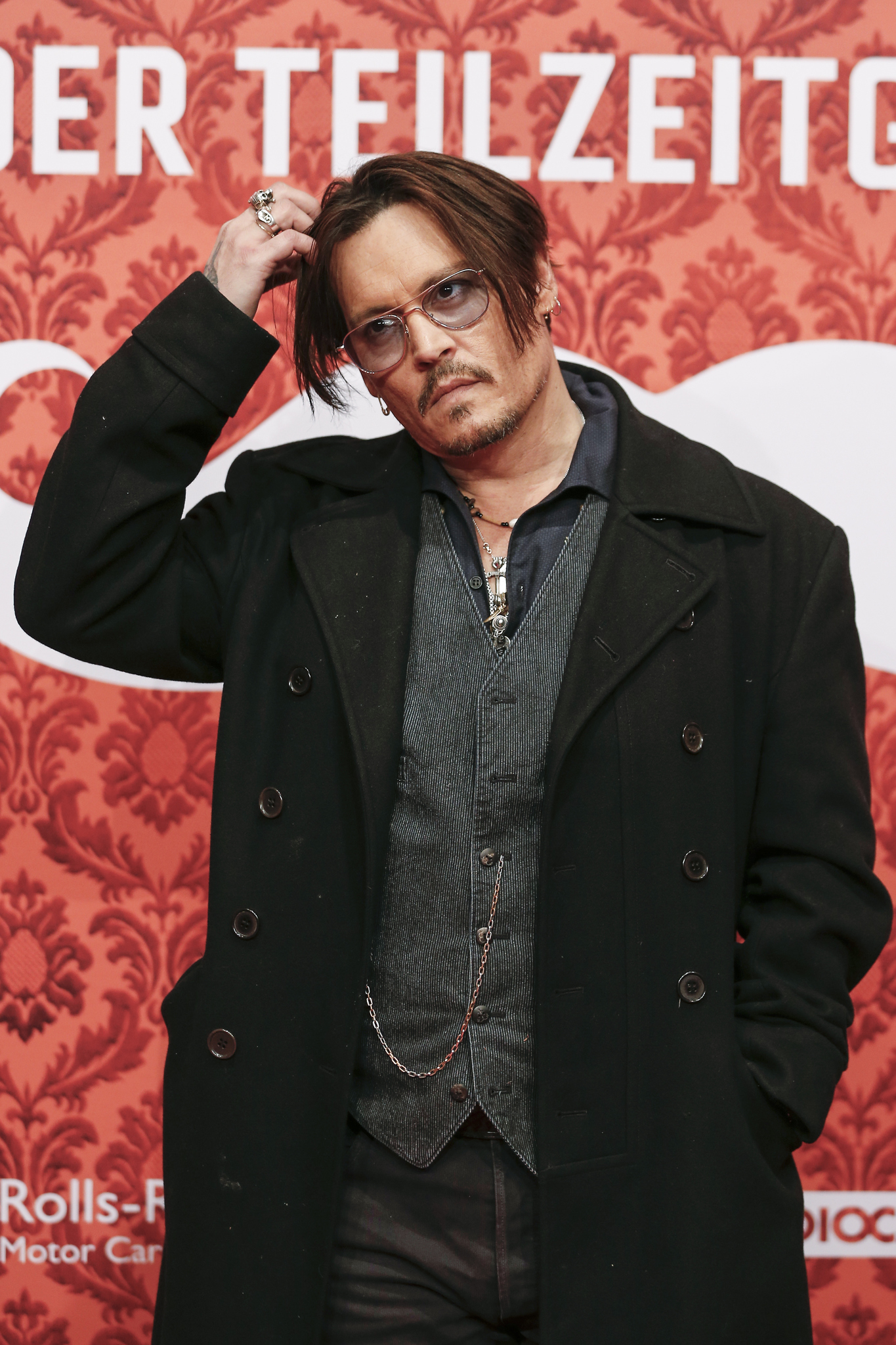 Johnny Depp at event of Usuotasis Ponas Mortdecai (2015)