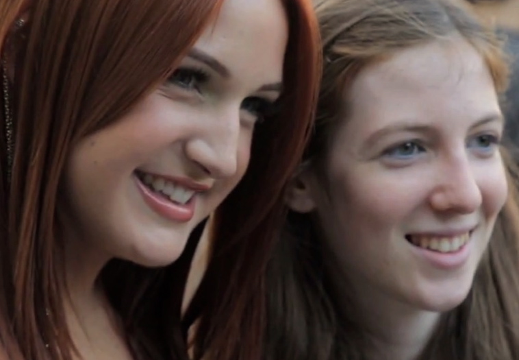 Victoria Duffield and Cleo Tellier on set (2012)