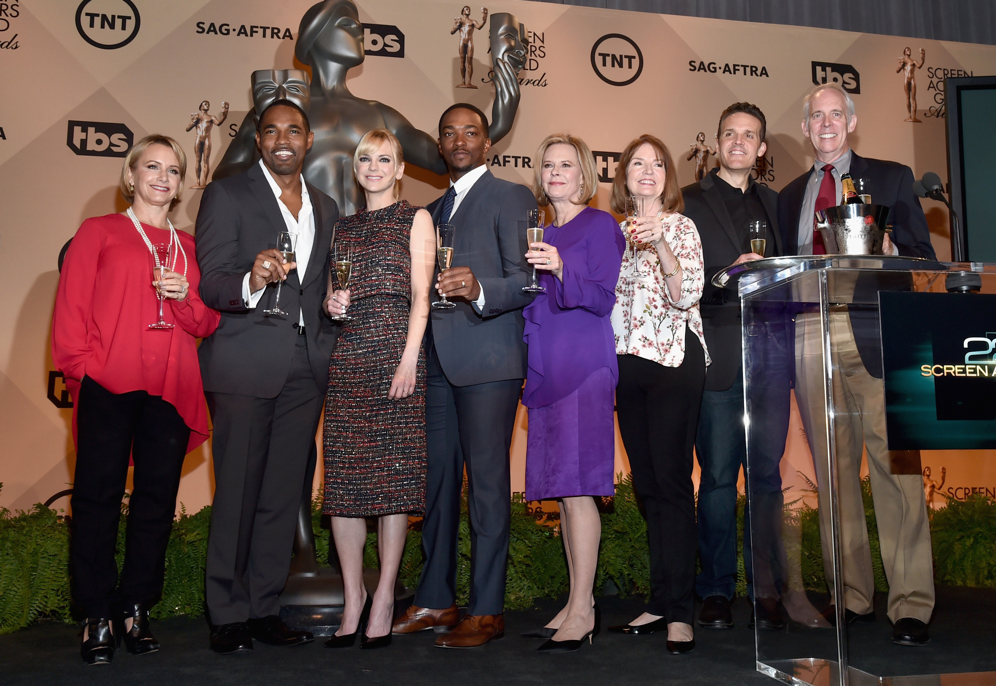 JoBeth Williams, Daryl Anderson, Gabrielle Carteris, Kathy Connell, Anna Faris and Anthony Mackie