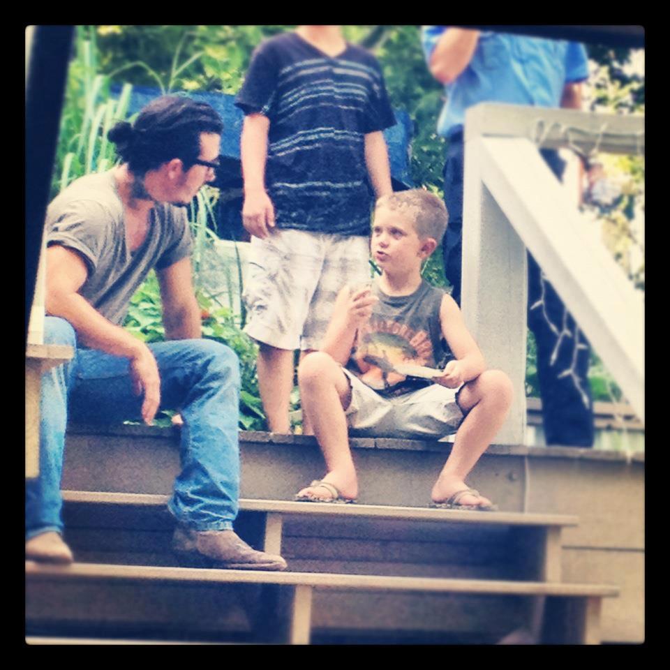 Aiden with Nick Gomez on the set of Runaway Hearts
