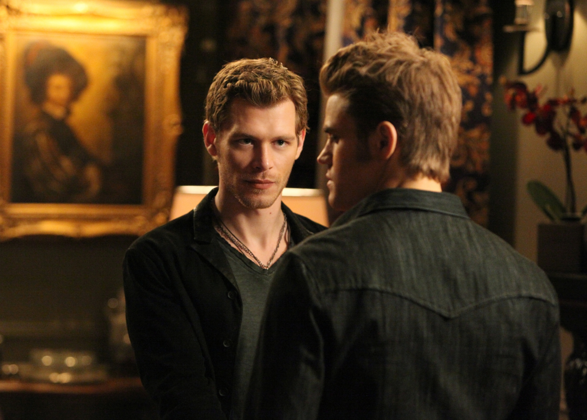 Still of Joseph Morgan and Paul Wesley in Vampyro dienorasciai (2009)