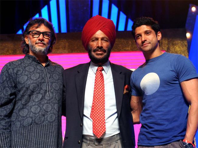 Still of Rakeysh Omprakash Mehra, Farhan Akhtar and Milkha Singh in Bhaag Milkha Bhaag (2013)