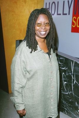 Whoopi Goldberg at event of Hollywood Squares (1998)