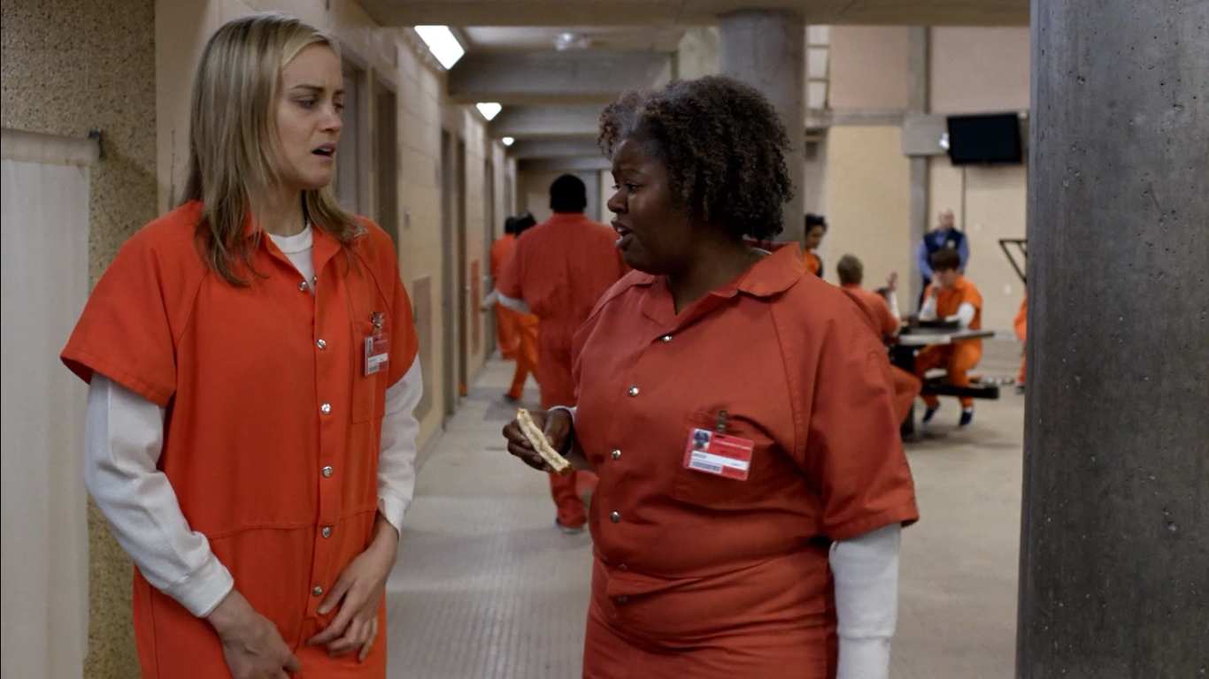 Still of Darlene Dues and Taylor Schilling in Orange is the New Black: Thirsty Bird (2014)