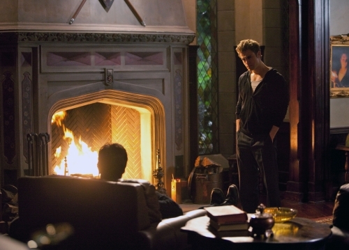 Still of Ian Somerhalder and Paul Wesley in Vampyro dienorasciai (2009)