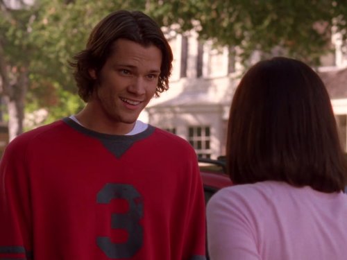 Still of Alexis Bledel and Jared Padalecki in Gilmore Girls (2000)