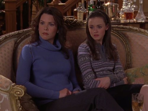 Still of Alexis Bledel and Lauren Graham in Gilmore Girls (2000)