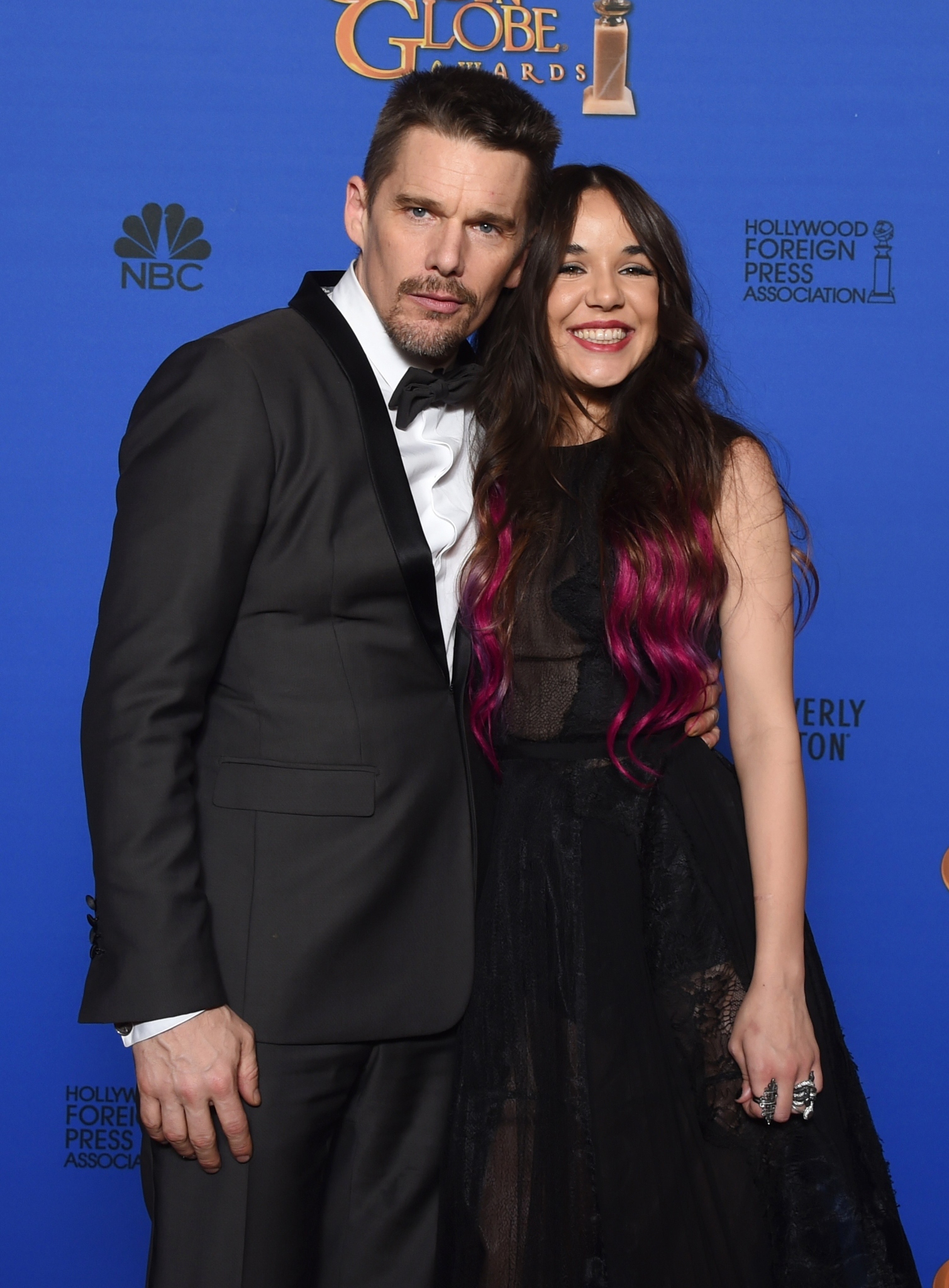 Ethan Hawke and Lorelei Linklater at event of 72nd Golden Globe Awards (2015)