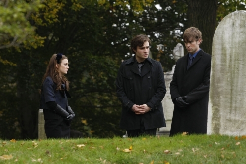 Still of Leighton Meester, Chace Crawford and Ed Westwick in Liezuvautoja (2007)