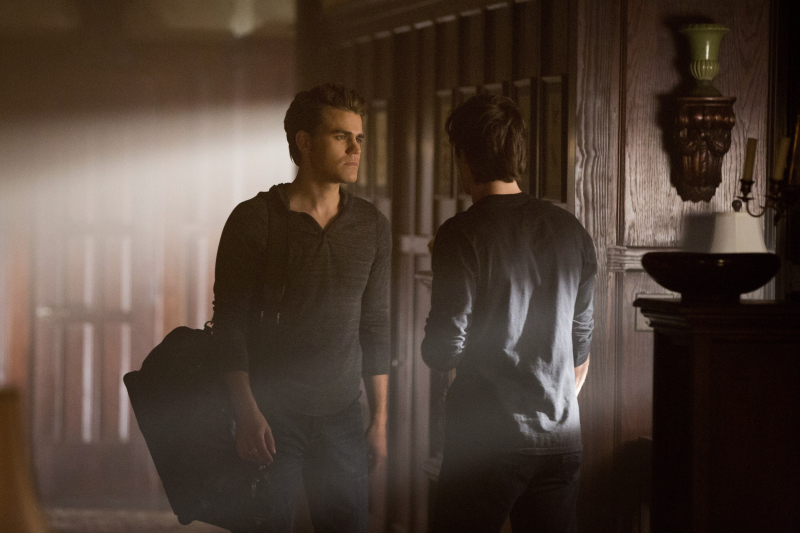 Still of Ian Somerhalder and Paul Wesley in Vampyro dienorasciai (2009)