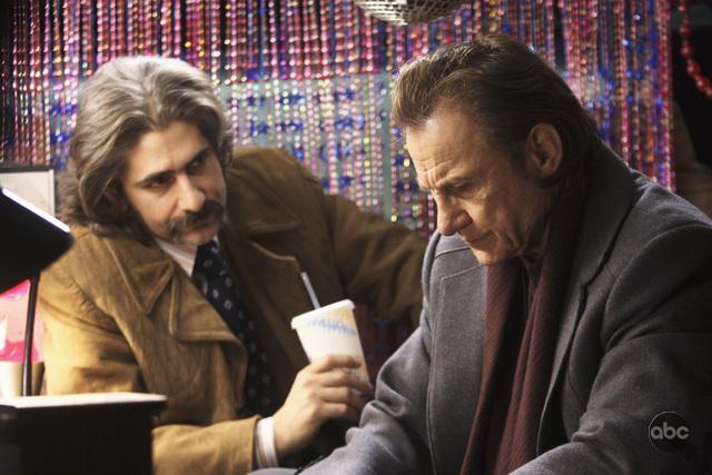 Still of Harvey Keitel and Michael Imperioli in Life on Mars (2008)