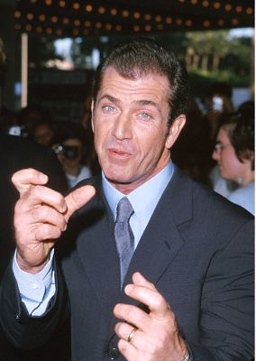 Mel Gibson at event of The Patriot (2000)