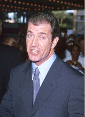 Mel Gibson at event of The Patriot (2000)