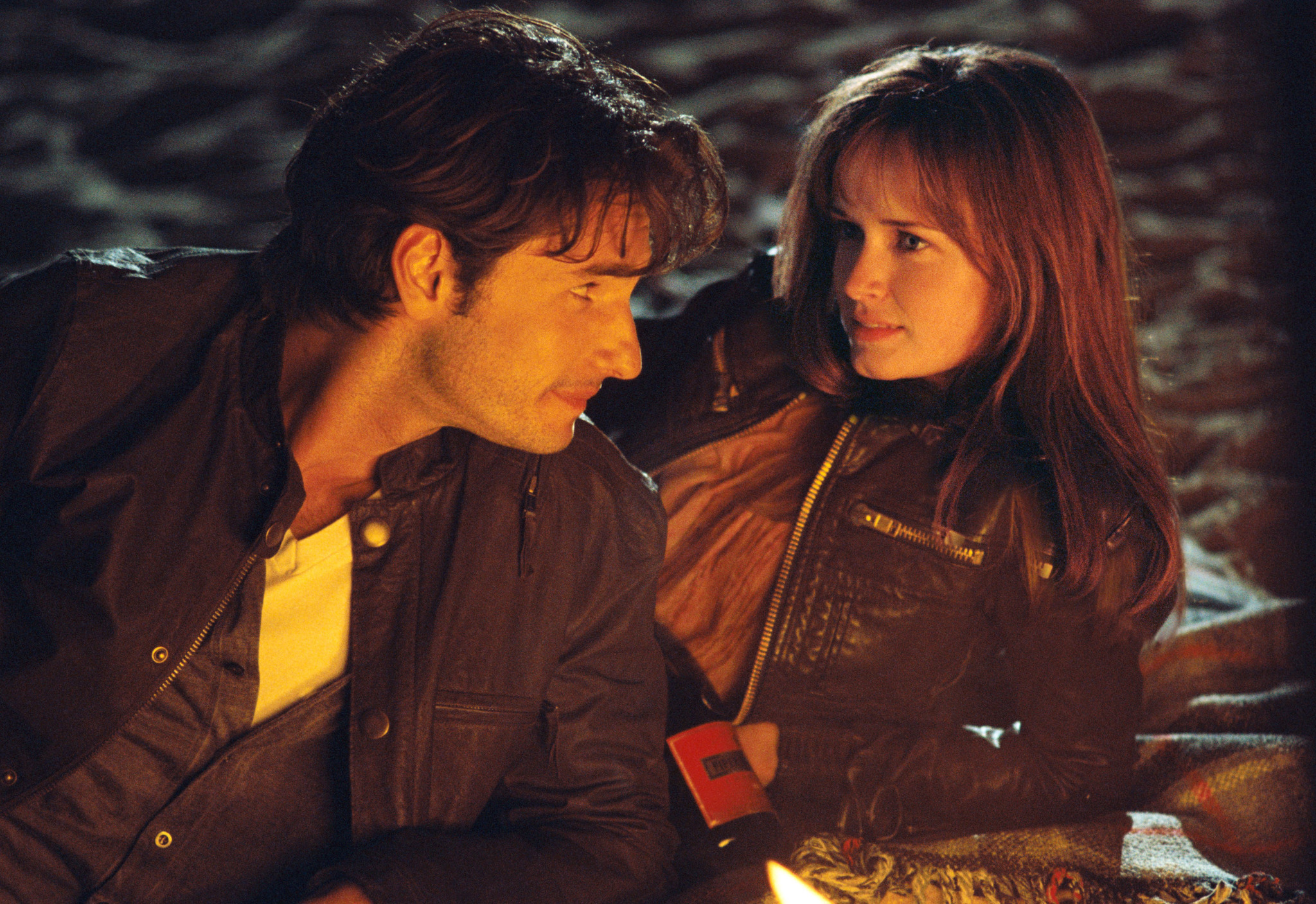 Still of Alexis Bledel and Rodrigo Santoro in Post Grad (2009)