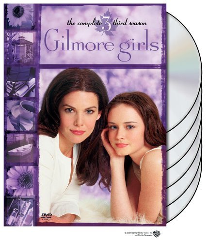 Alexis Bledel and Lauren Graham in Gilmore Girls (2000)