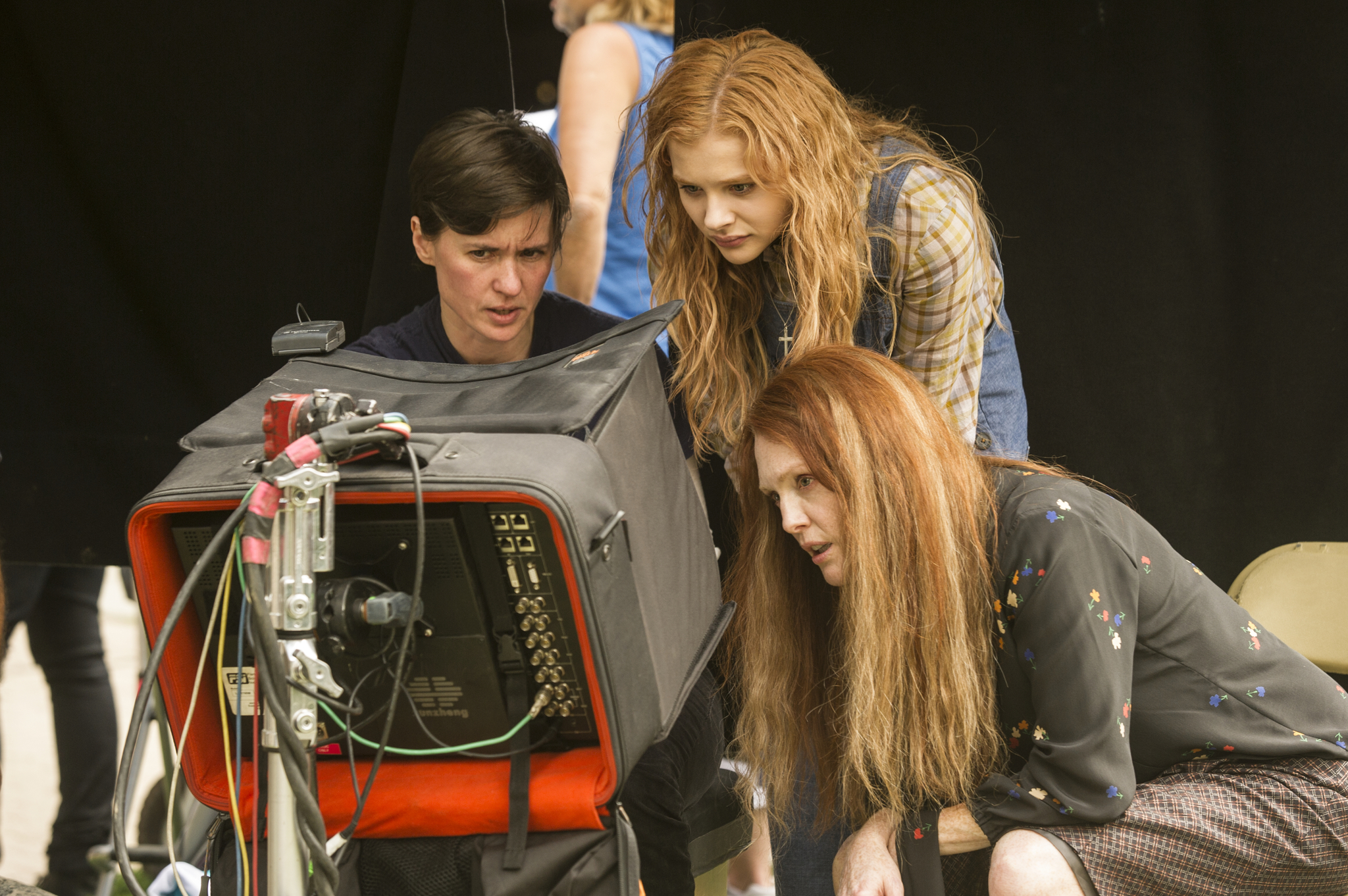 Julianne Moore, Kimberly Peirce and Chloë Grace Moretz in Kere (2013)