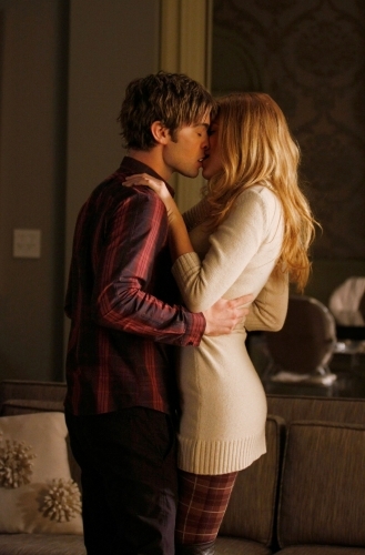 Still of Blake Lively and Chace Crawford in Liezuvautoja (2007)