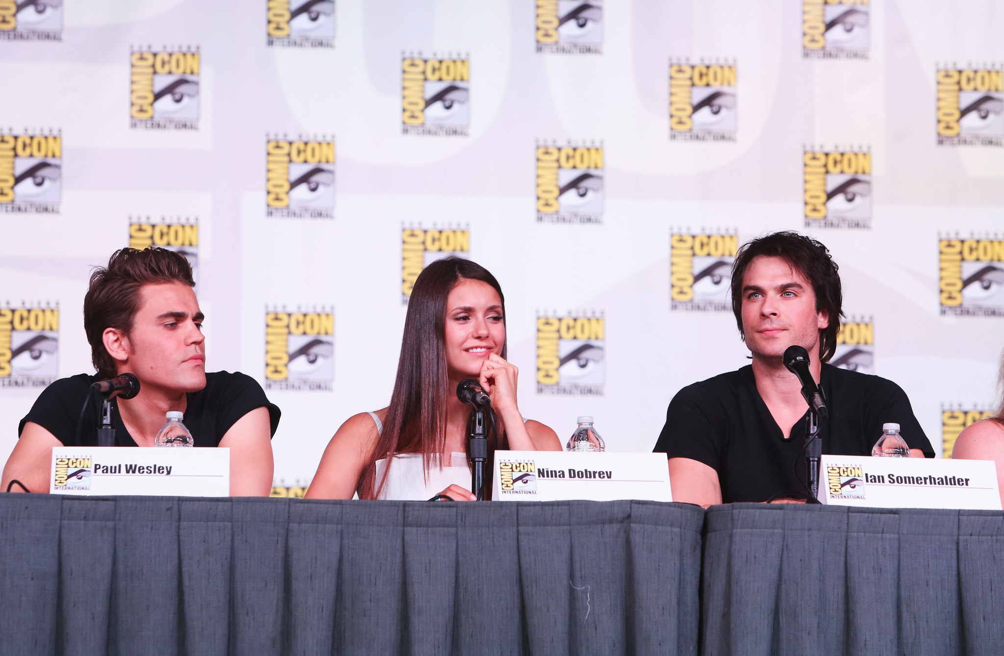 Ian Somerhalder, Paul Wesley and Nina Dobrev at event of Vampyro dienorasciai (2009)