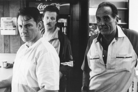 Still of Harvey Keitel, Robert Patrick and Arthur J. Nascarella in Cop Land (1997)