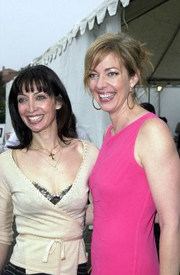 Illeana Douglas and Allison Janney