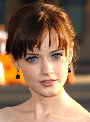 Alexis Bledel at event of The Sisterhood of the Traveling Pants (2005)