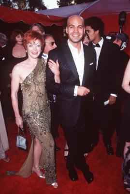 Billy Zane and Frances Fisher at event of The 70th Annual Academy Awards (1998)