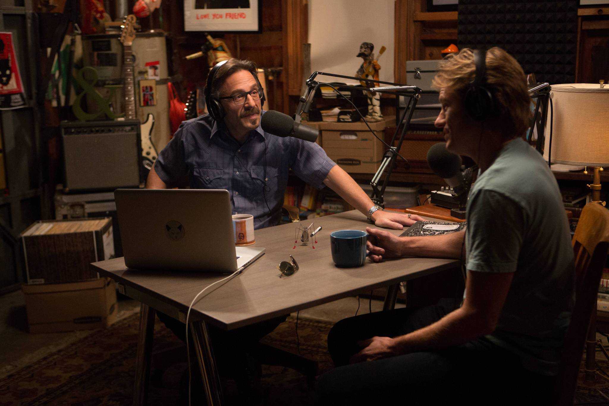 Still of Denis Leary and Marc Maron in Maron (2013)