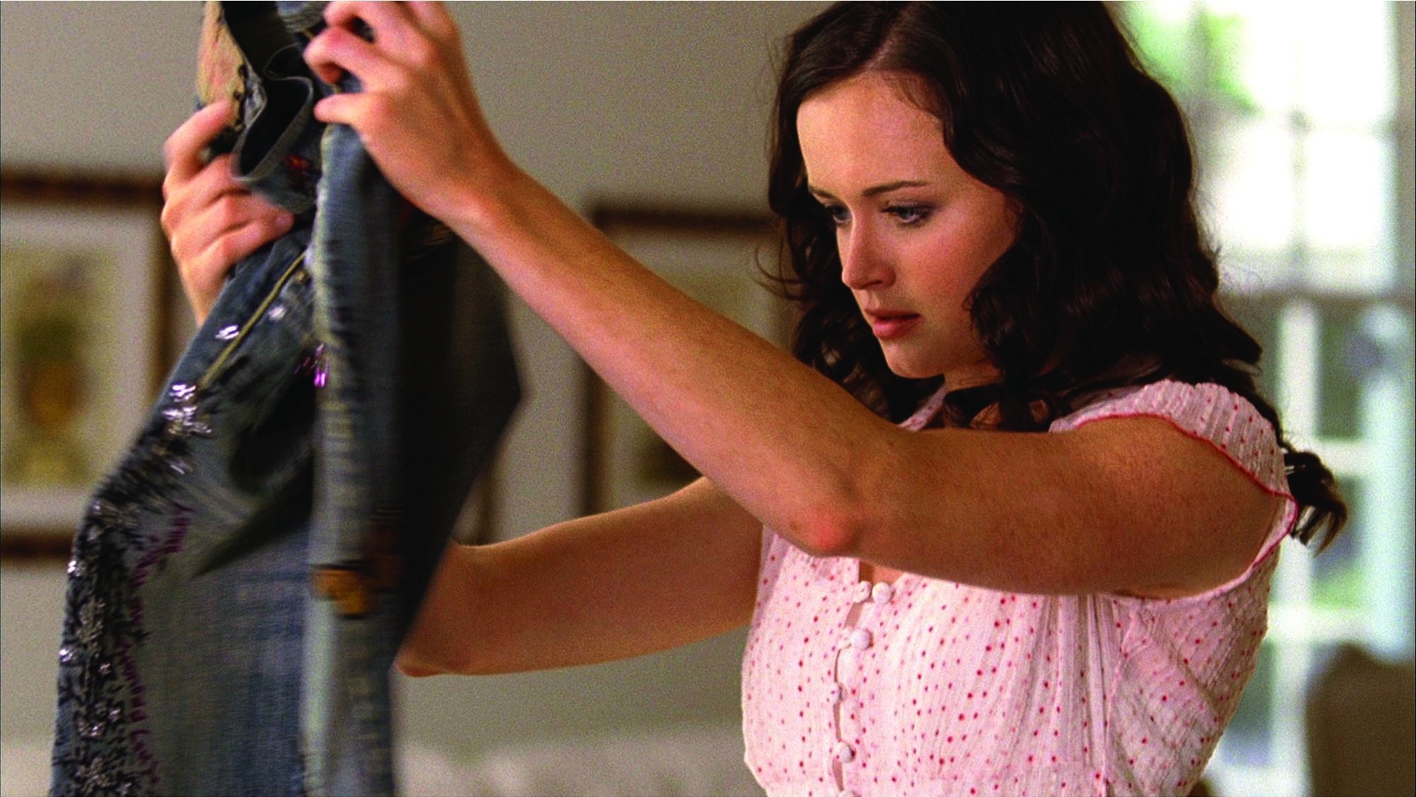Still of Alexis Bledel in The Sisterhood of the Traveling Pants 2 (2008)