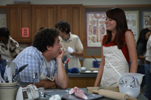 Still of Emma Stone and Jonah Hill in Superbad (2007)