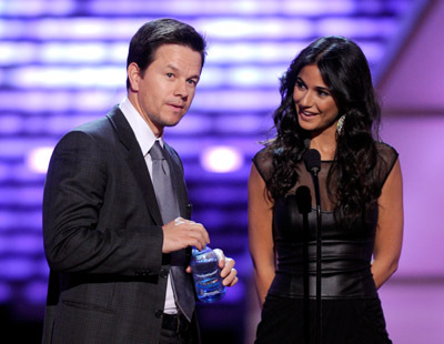 Mark Wahlberg and Emmanuelle Chriqui