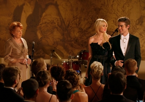 Still of Taylor Momsen and Chace Crawford in Liezuvautoja (2007)