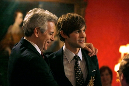 Still of Ray Wise and Chace Crawford in Liezuvautoja (2007)