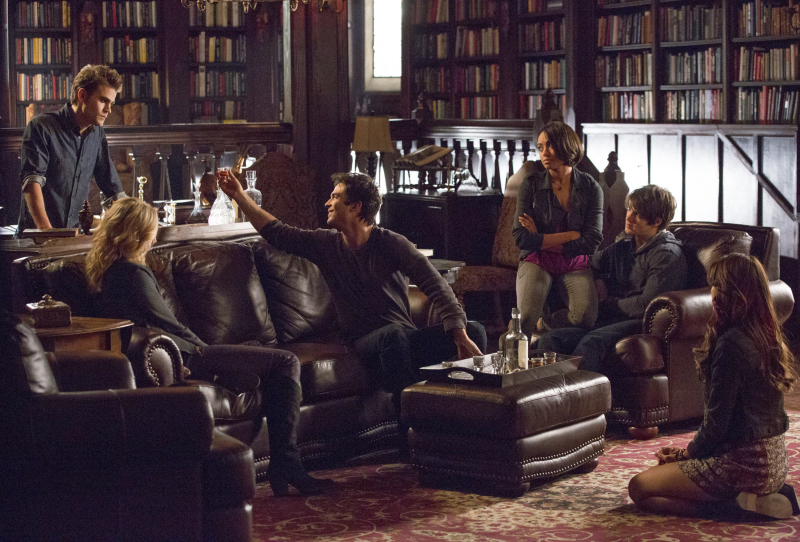 Still of Kat Graham, Ian Somerhalder, Paul Wesley, Steven R. McQueen, Candice King and Nina Dobrev in Vampyro dienorasciai (2009)