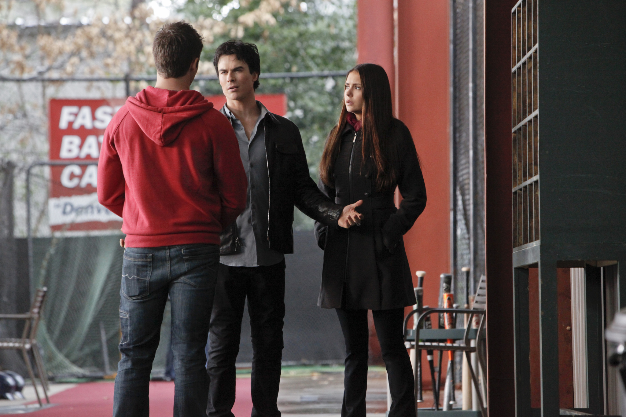 Still of Ian Somerhalder, Steven R. McQueen and Nina Dobrev in Vampyro dienorasciai (2009)