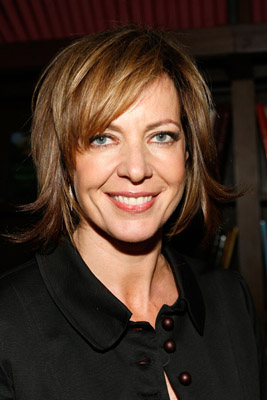 Allison Janney at event of Marc Jacobs & Louis Vuitton (2007)