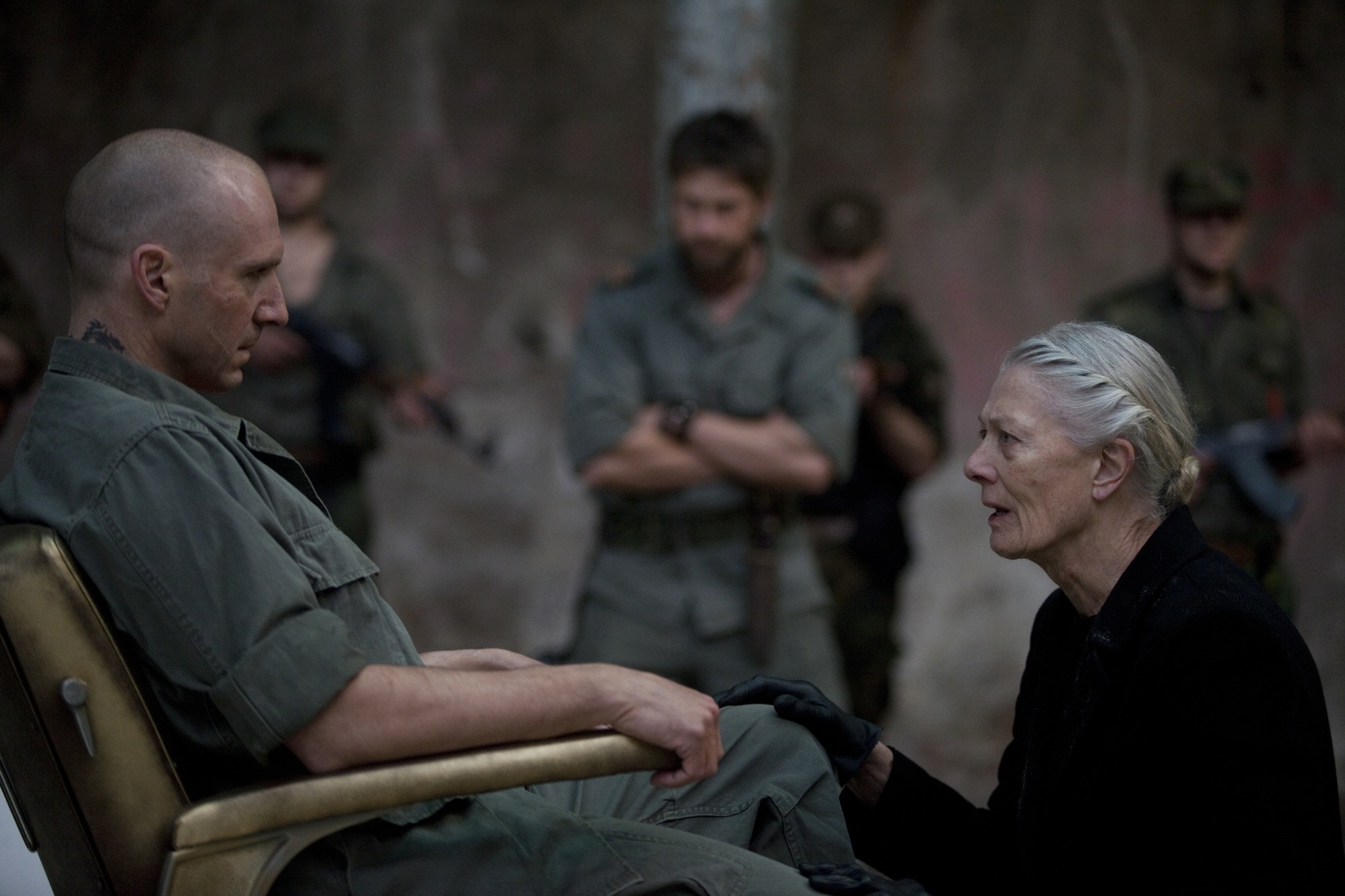 Still of Ralph Fiennes and Vanessa Redgrave in Koriolanas (2011)