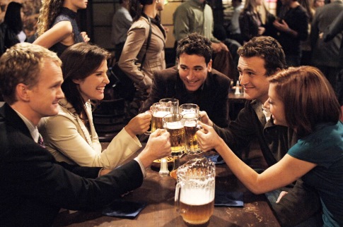 Still of Neil Patrick Harris, Alyson Hannigan, Jason Segel, Josh Radnor and Cobie Smulders in Kaip as susipazinau su jusu mama (2005)