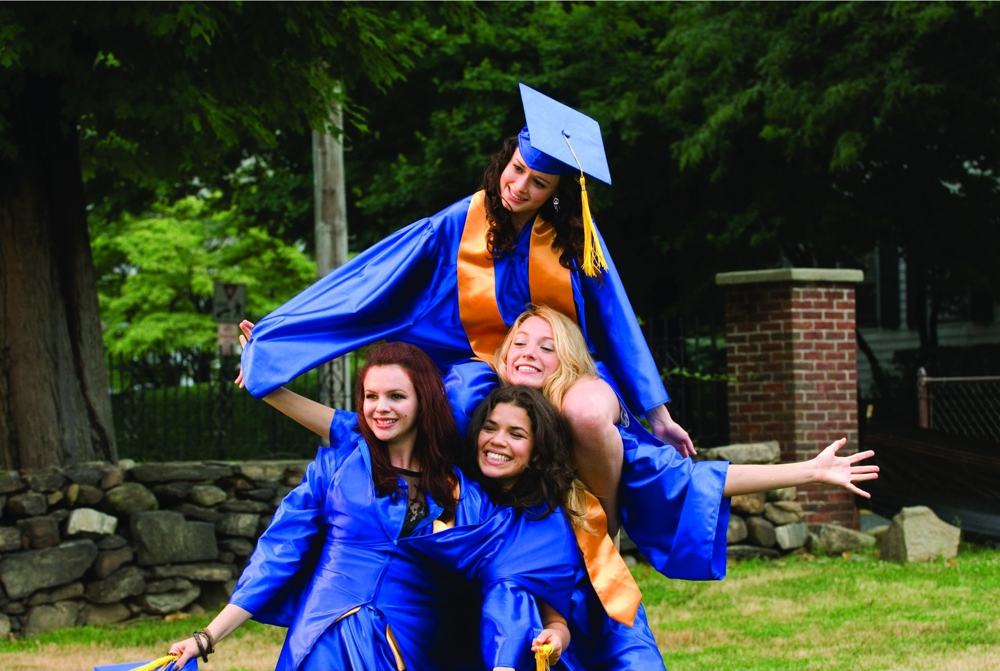 Still of Alexis Bledel, Blake Lively, Amber Tamblyn and America Ferrera in The Sisterhood of the Traveling Pants 2 (2008)