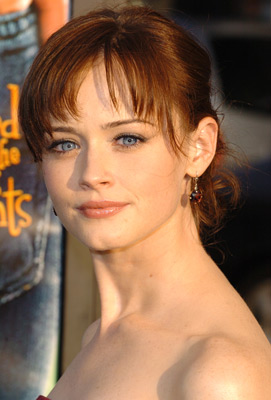 Alexis Bledel at event of The Sisterhood of the Traveling Pants (2005)