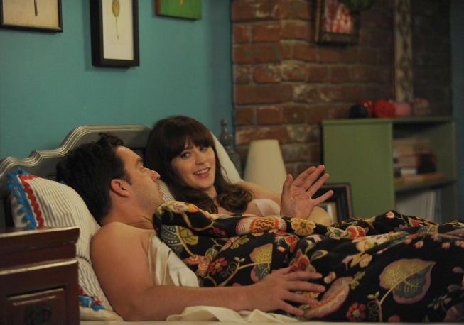 Still of Zooey Deschanel and Jake Johnson in New Girl (2011)