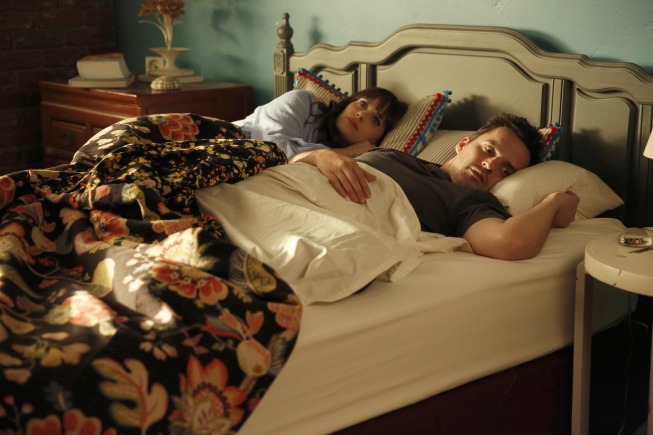 Still of Zooey Deschanel and Jake Johnson in New Girl (2011)