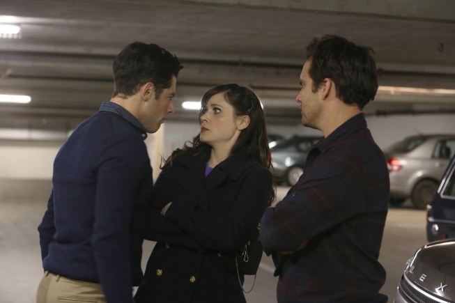 Still of Zooey Deschanel, Max Greenfield and Jake Johnson in New Girl (2011)