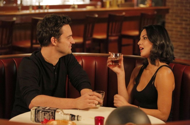 Still of Olivia Munn and Jake Johnson in New Girl (2011)